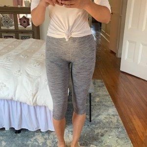 LuLu Lemon Gray Cropped Pants